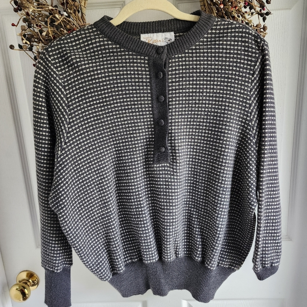 Vintage Glenayr Kitten Sweater